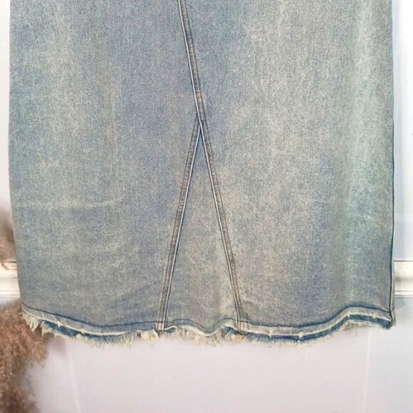 GIANNI BINI Lady Luck light-wash denim midi skirt size 27 - Picture 11 of 14